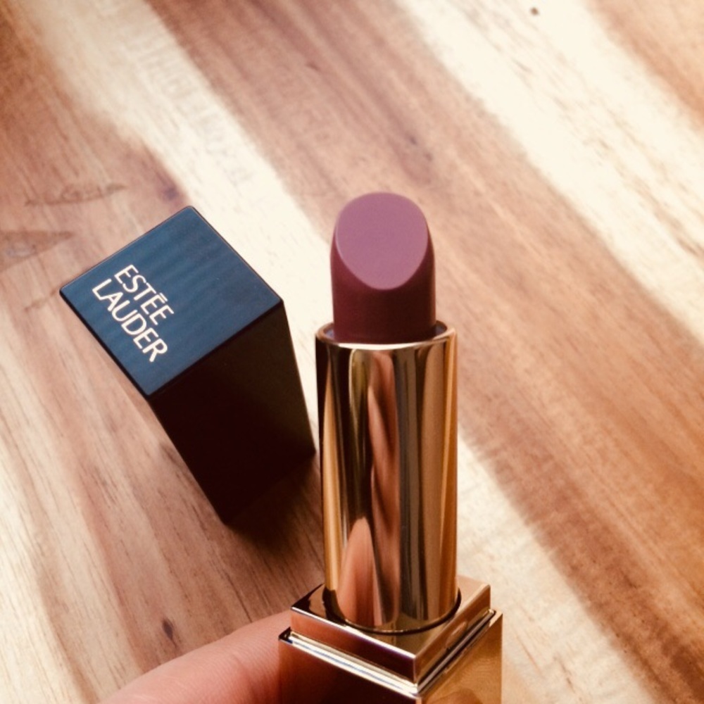 Estee Lauder Pure Color Envy Lipstick 440# ❤️